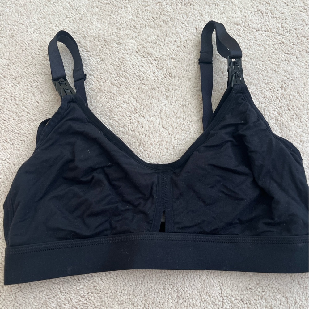 Black Women's Nursing and Pumping Bra